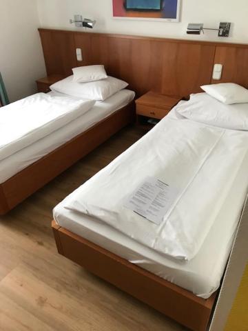 Seminar- Und Urlaubshotel Schulz Bergen  Ngoại thất bức ảnh