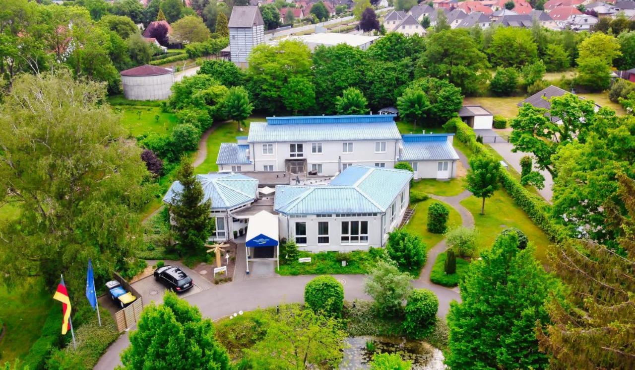 Seminar- Und Urlaubshotel Schulz Bergen  Ngoại thất bức ảnh